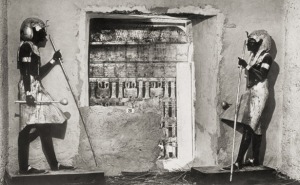 tomb-of-tutankhamen-615